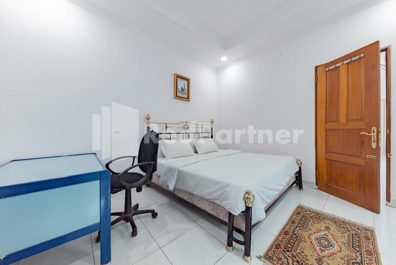 Biru Homestay Bandung Mitra Reddoorz Exterior photo