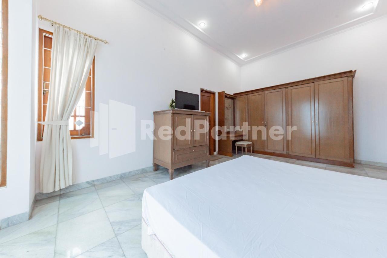 Biru Homestay Bandung Mitra Reddoorz Exterior photo